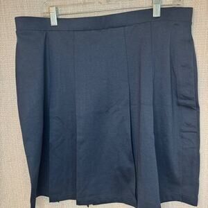 Lands' End NWOT women’s navy blue skirt size 16